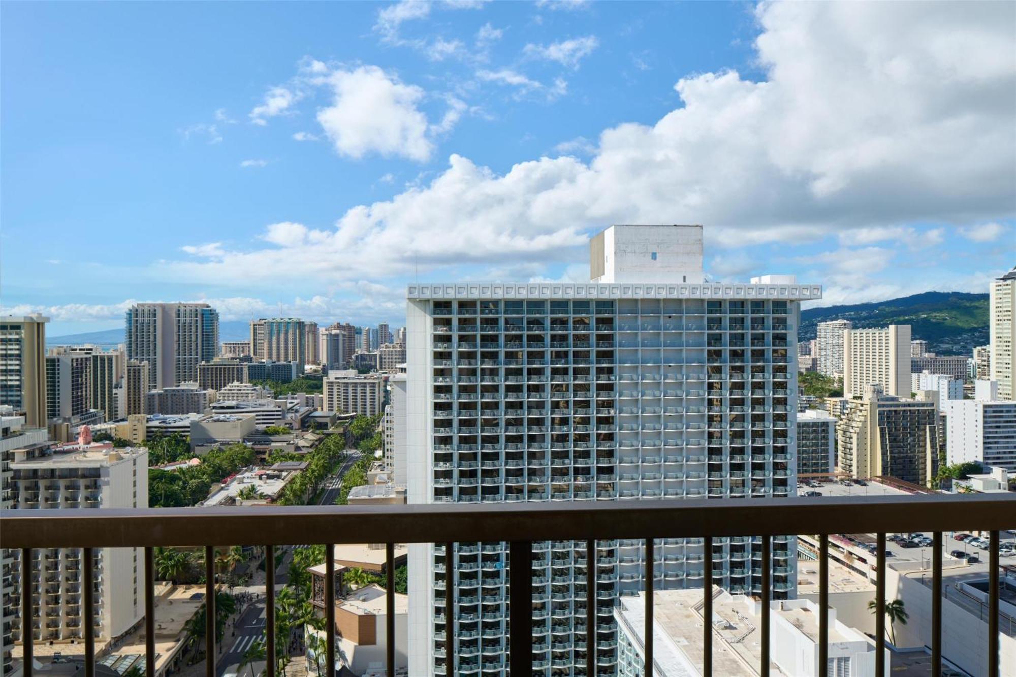 Hyatt Regency Waikiki Beach Resort & Spa Honolulu Exterior photo