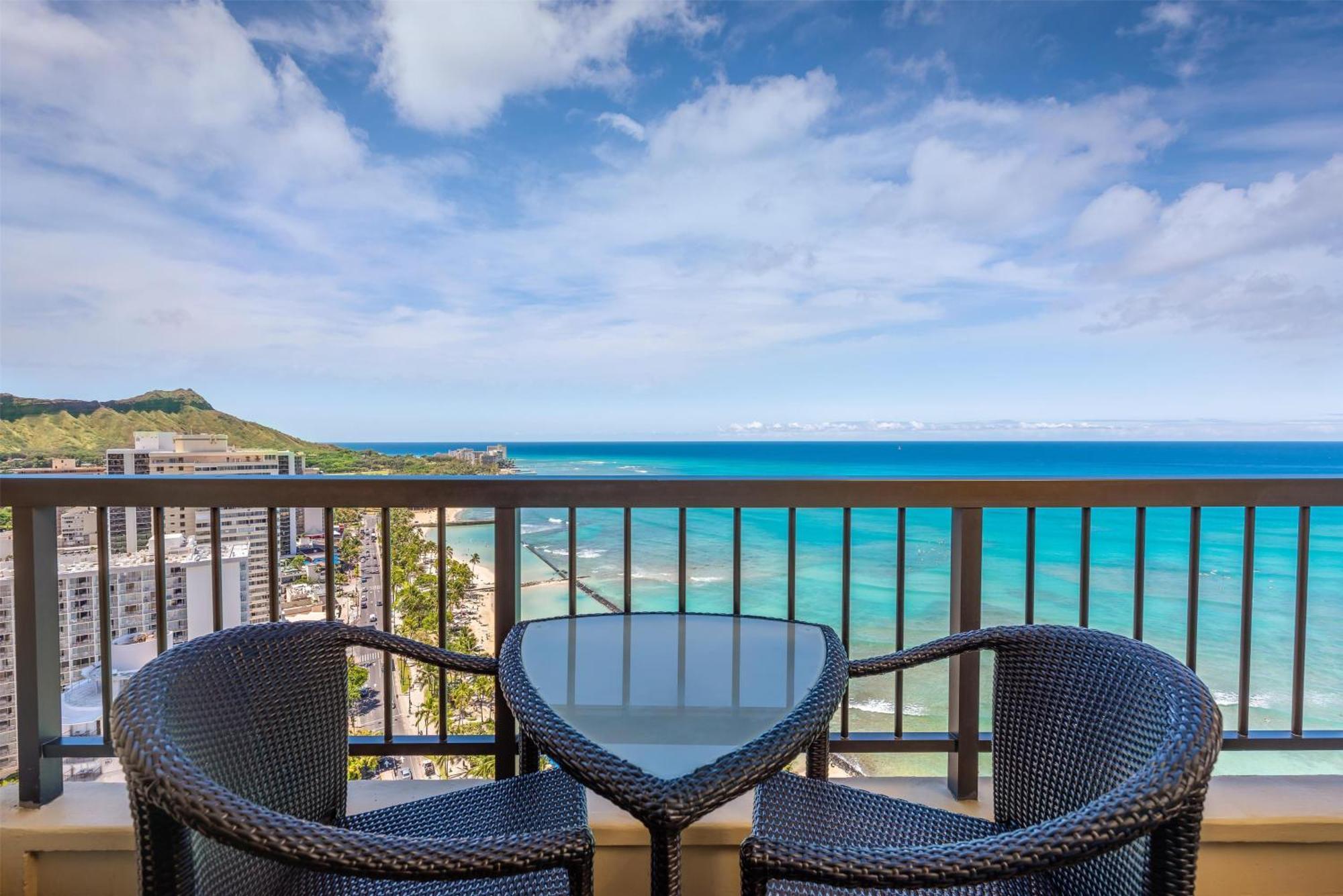 Hyatt Regency Waikiki Beach Resort & Spa Honolulu Exterior photo